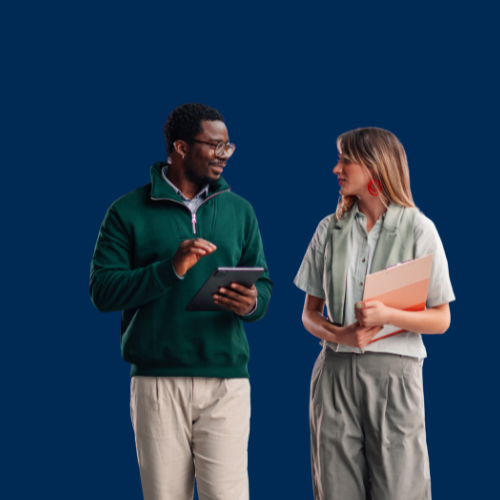 2 recruiters chatting